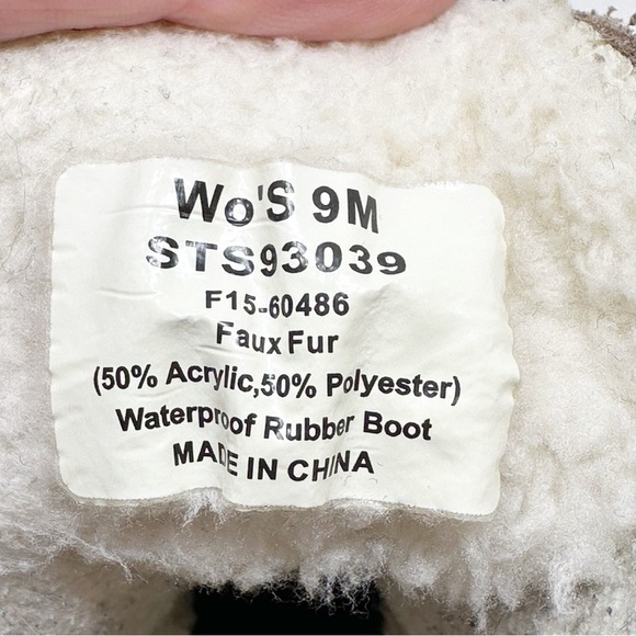 Sperry Rip Water Duck Boots - Picture 7 of 7